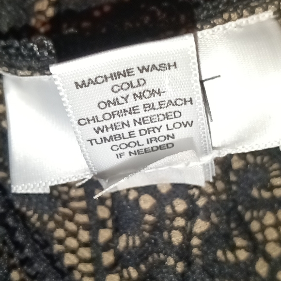 LOFT | Lace Overlay Black and Nude Cami Tank Top Women's Size Small Petite - Picture 6 of 8